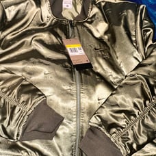 Nike women’s jacket size s