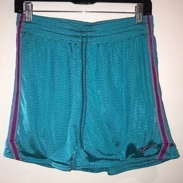 Women’s Nike Dri fit Basketball shorts size small