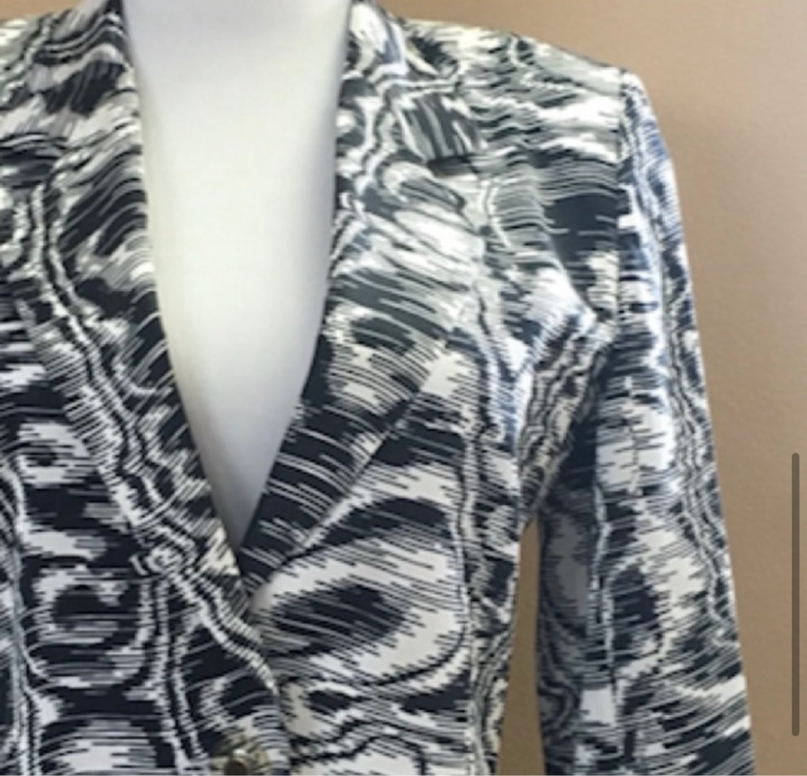 ESCADA Margaretha Ley Silk Blazer