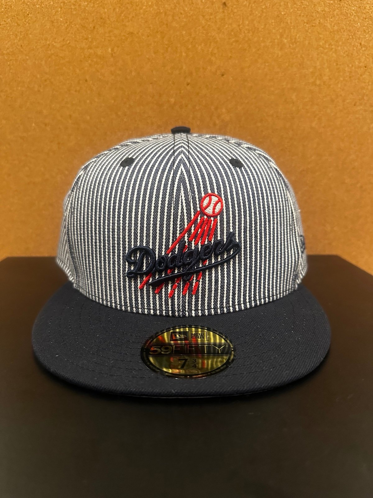 Los Angeles Dodgers New Era MLB 59FIFTY Navy Pinstripe Fitted Hat - 7 3/4 New