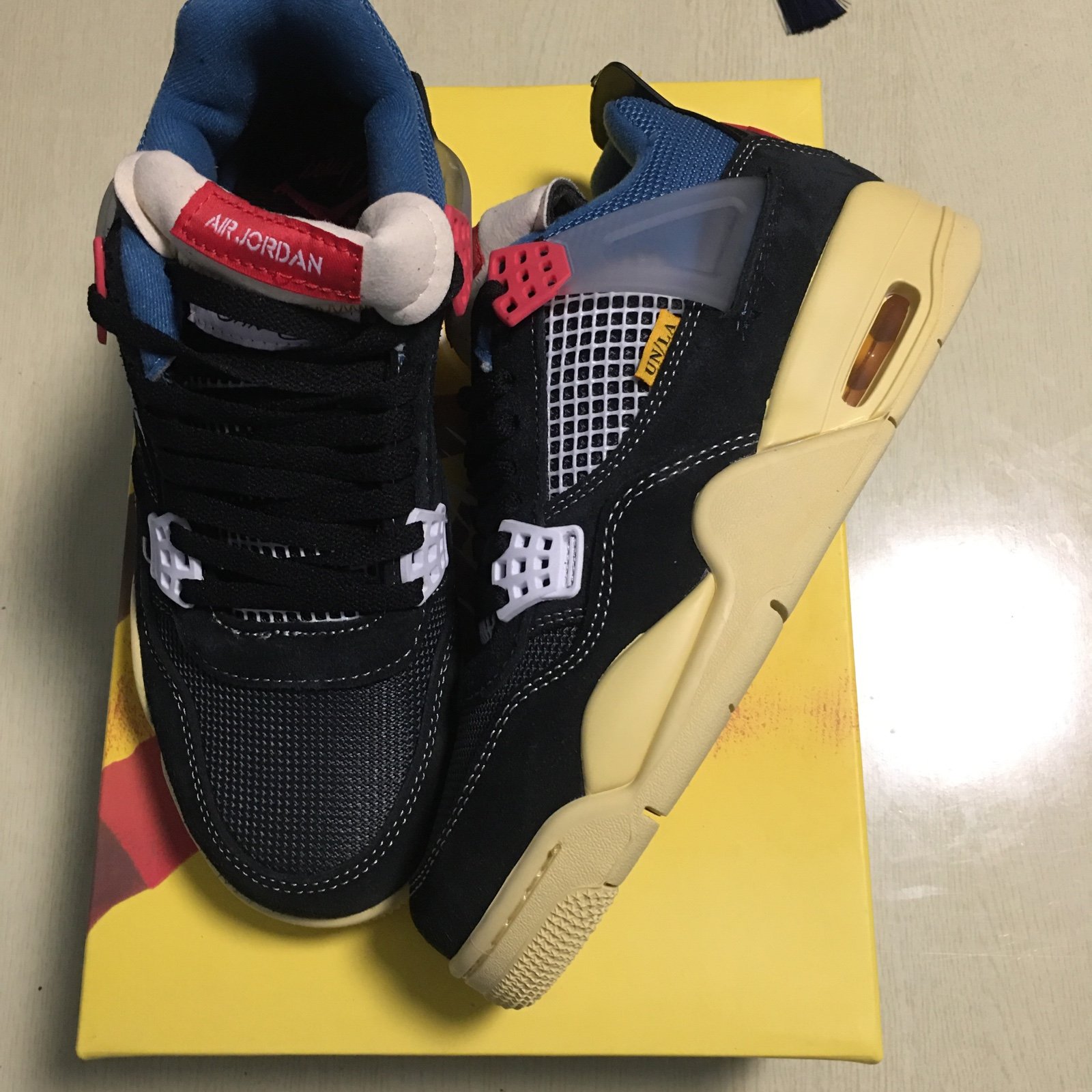 Size 8us-Air Jordan 4 women shoes Brand new