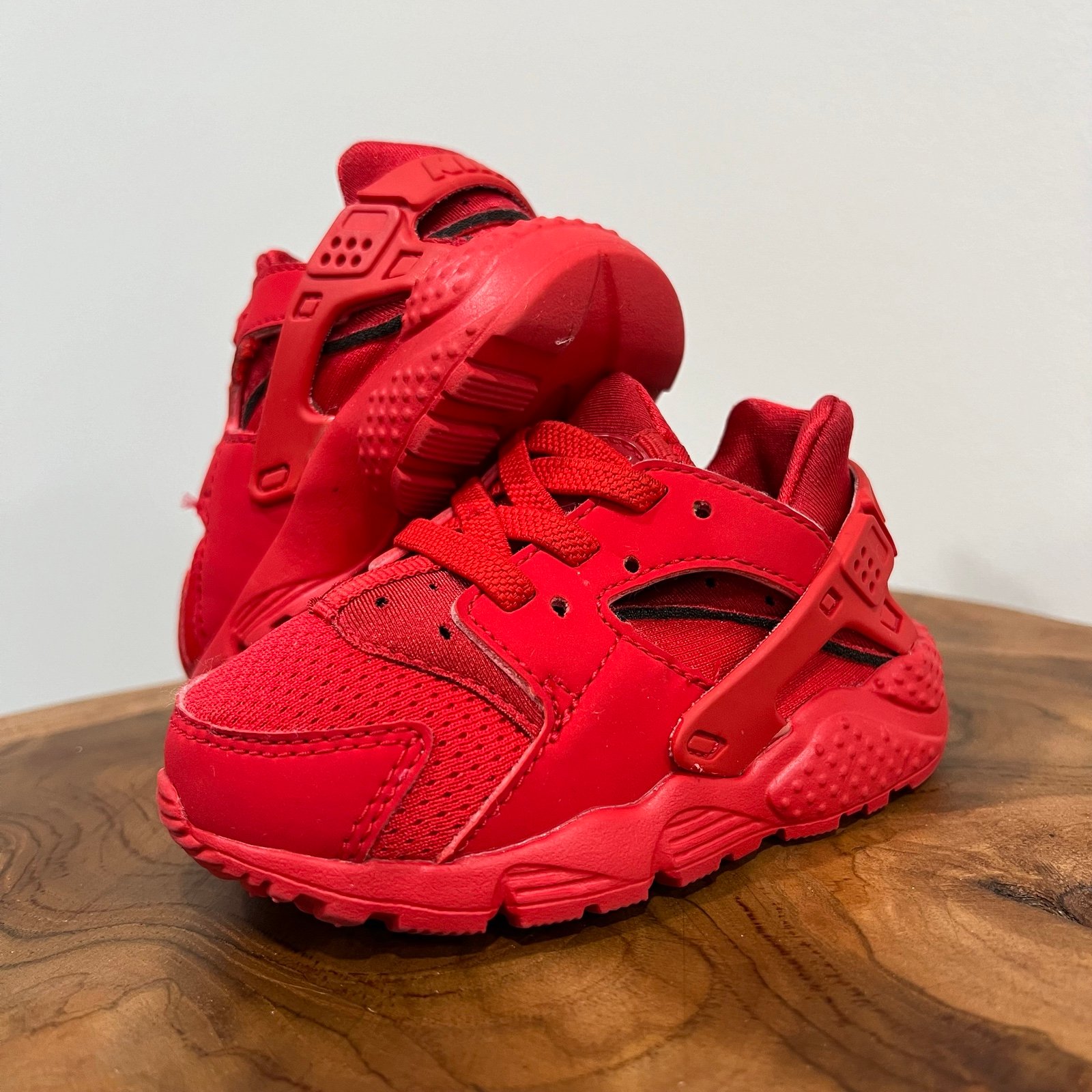 huarache run red