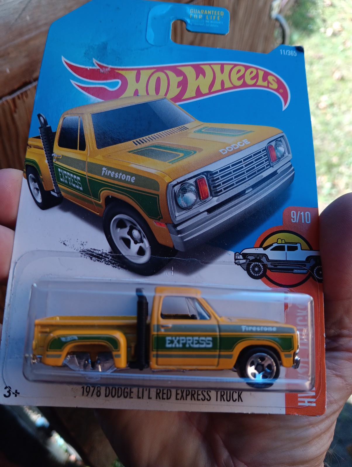 Hot Wheels ERROR HW HOT TRUCKS 1978 Dodge Lil Red Express