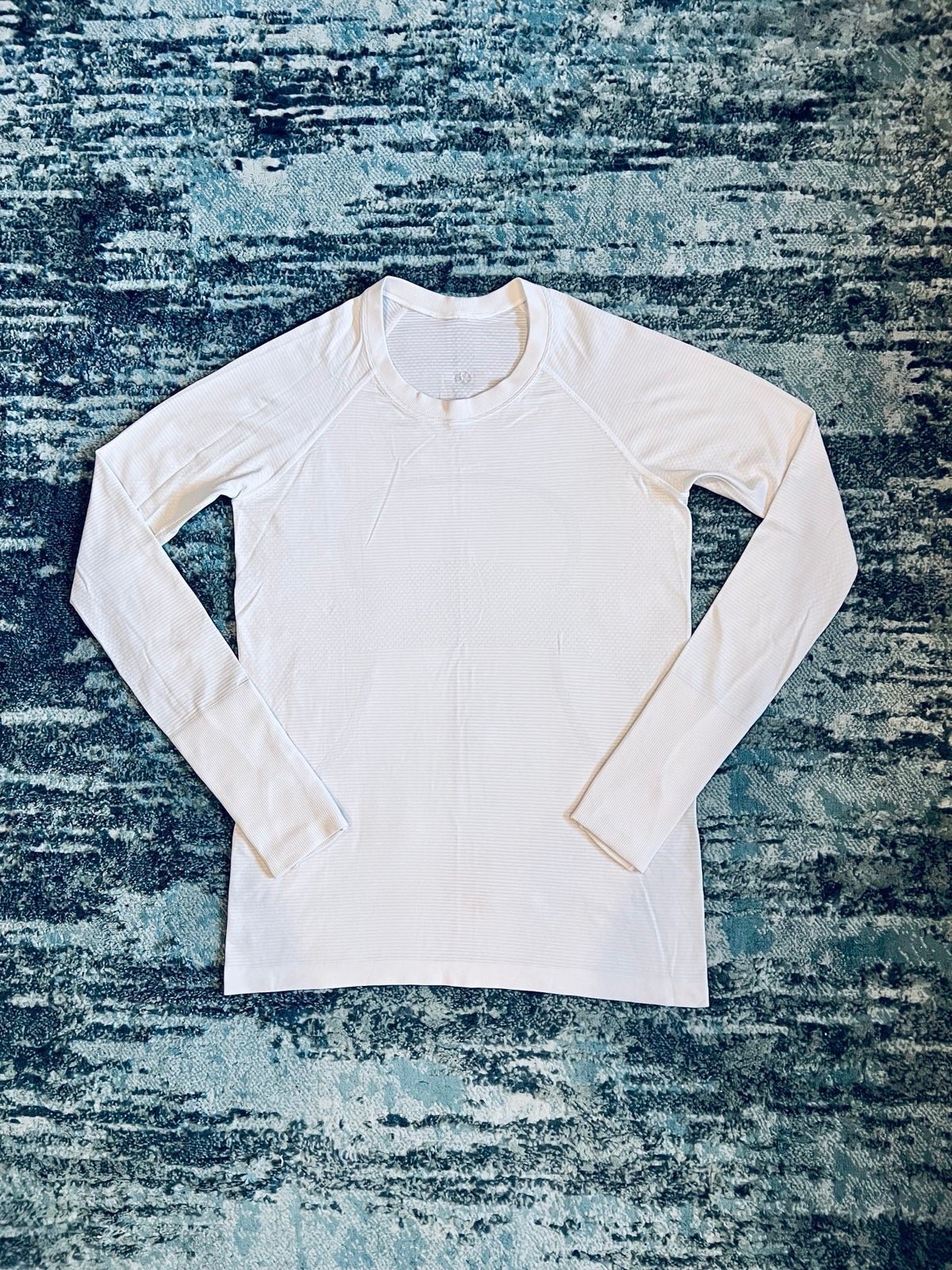 Lululemon Swiftly Tech Long Sleeve 2.0 Size 8 In White