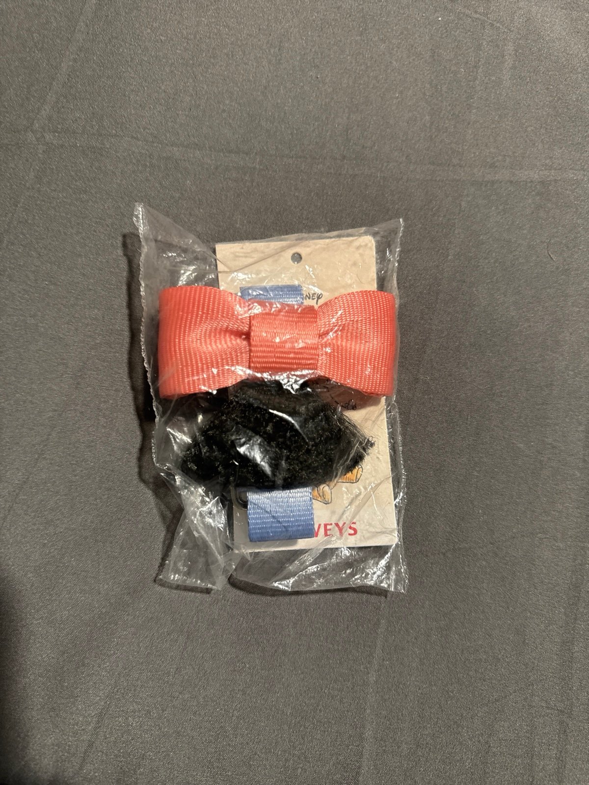 Disney Harvey’s Winnie the Pooh Eeyore Tail Keychain NWT
