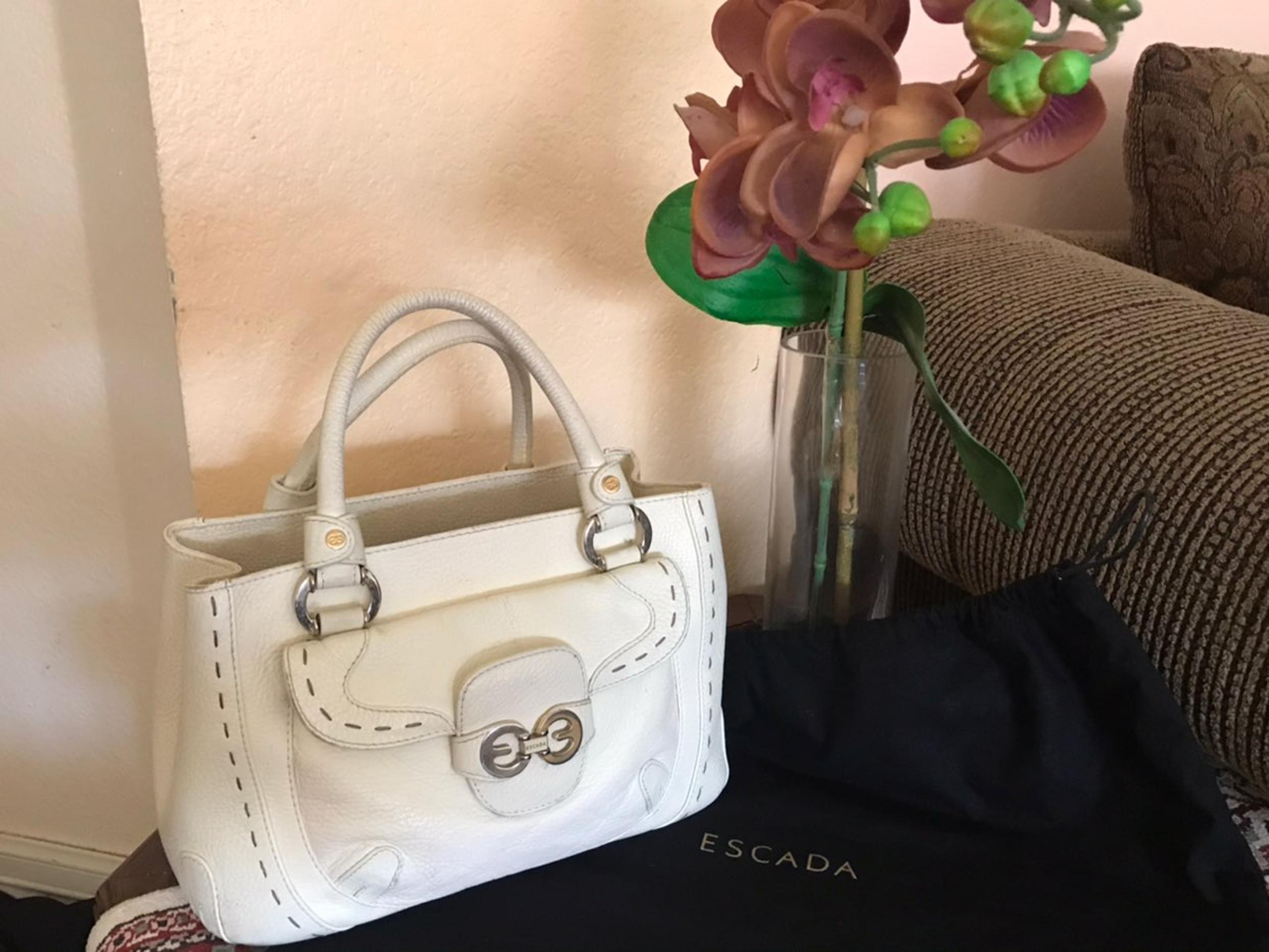 100% Authentic ESCADA Handbag Retail  ov