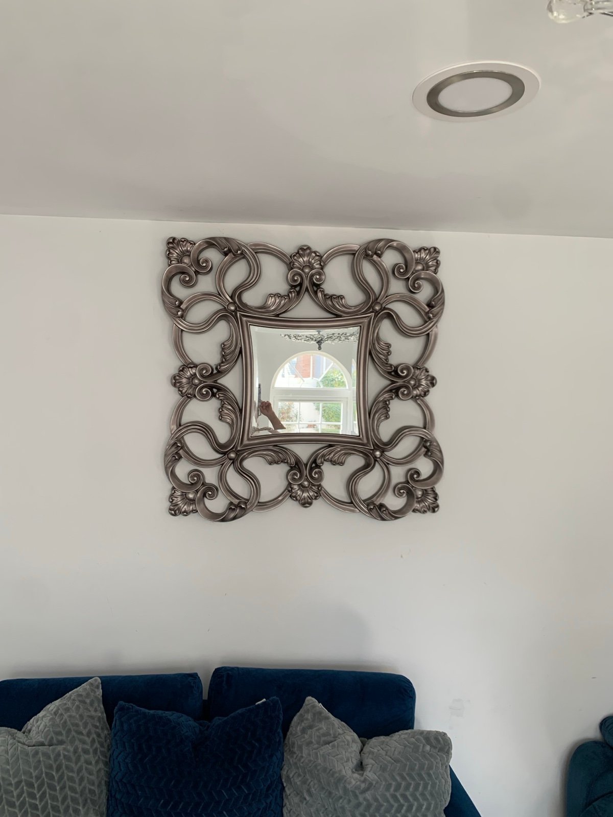 Z Gallery Mirror