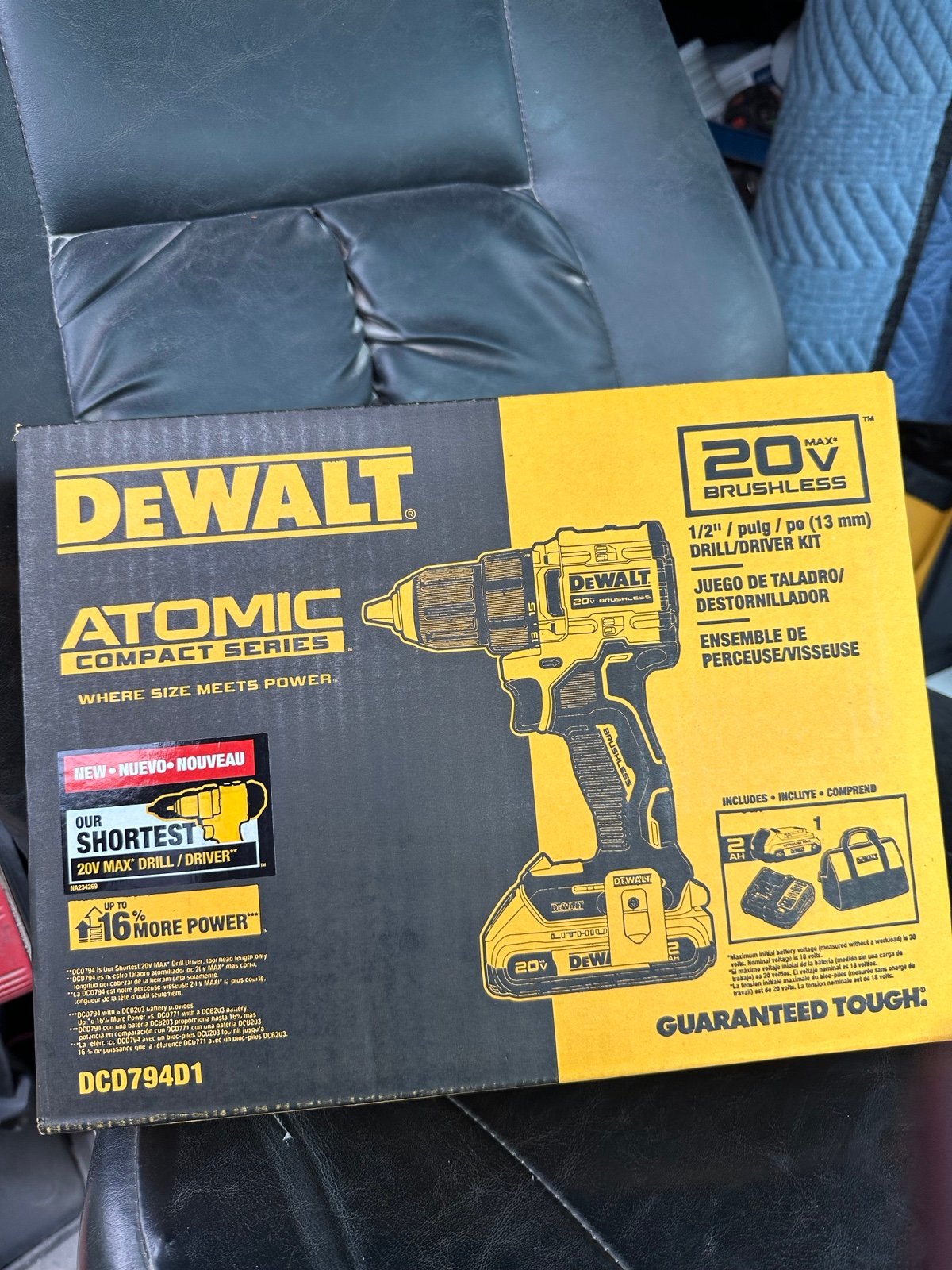 DeWALT driver and drill kit with battery charger and bad new