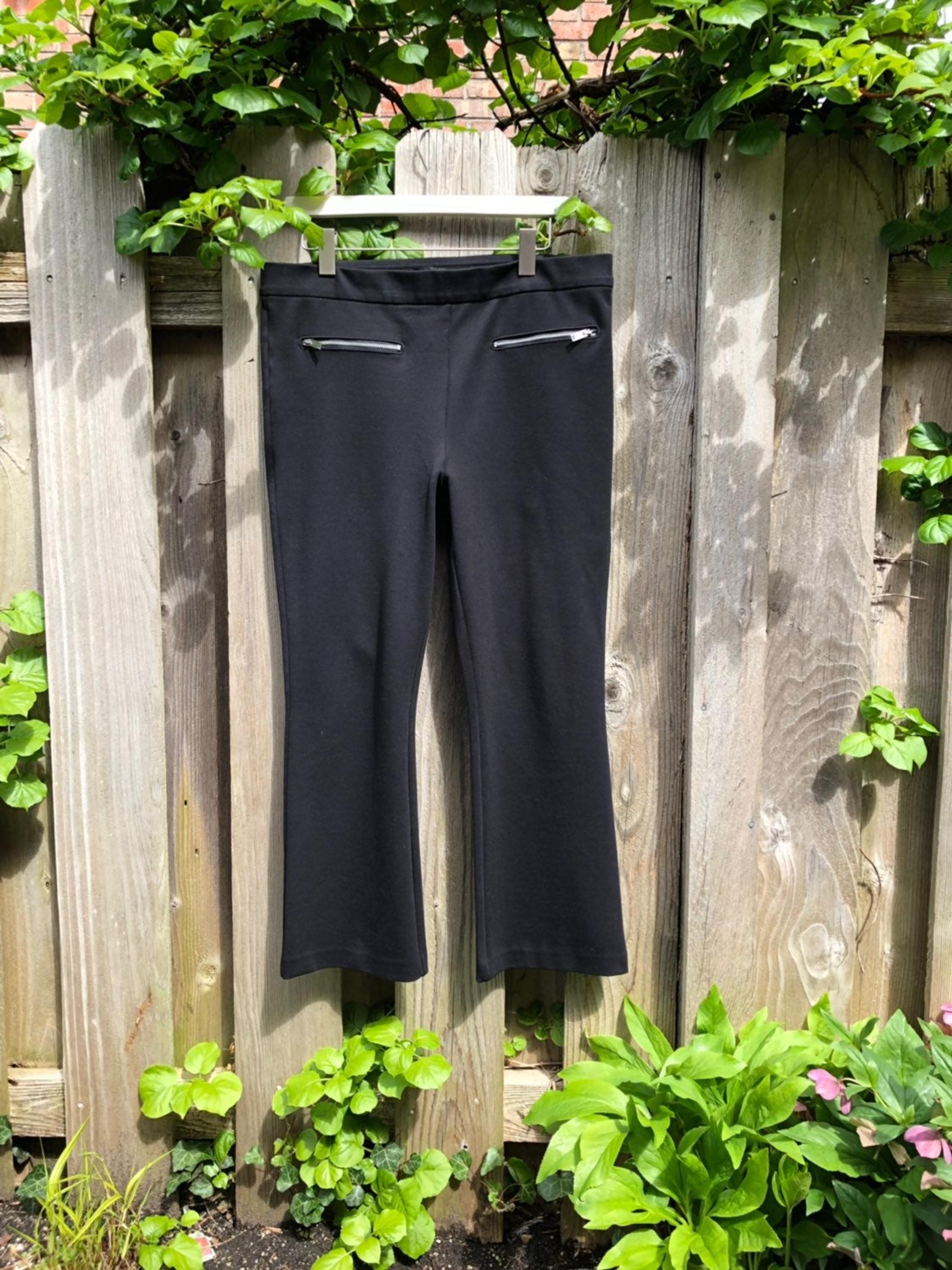 Ann Taylor cropped flared ponte pants
