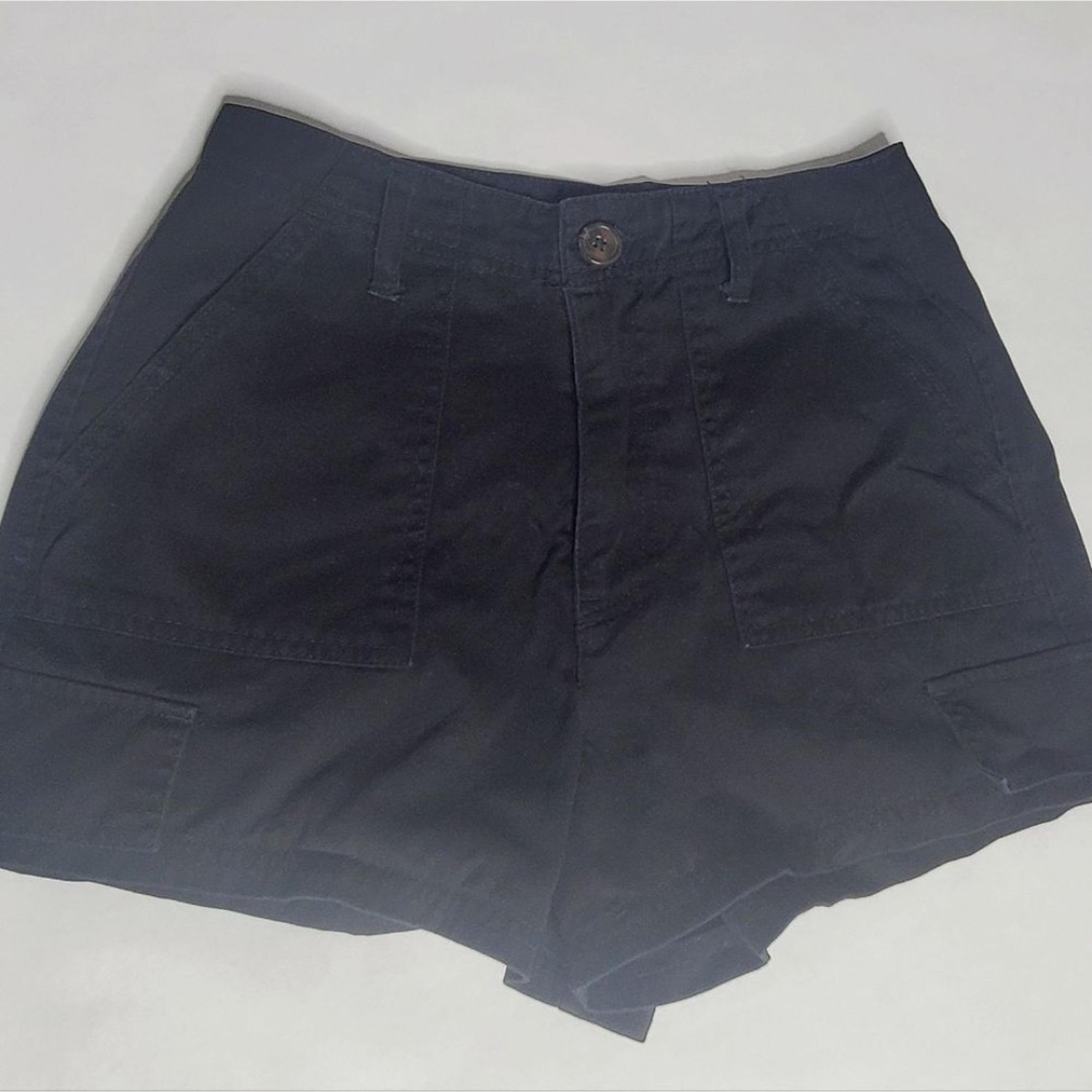 Women's Black Forever 21 Shorts - Size Small