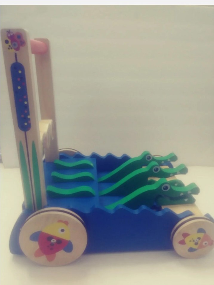 Melissa & Doug Deluxe Chomp and Clack Alligator Wooden Push Toy and Activity