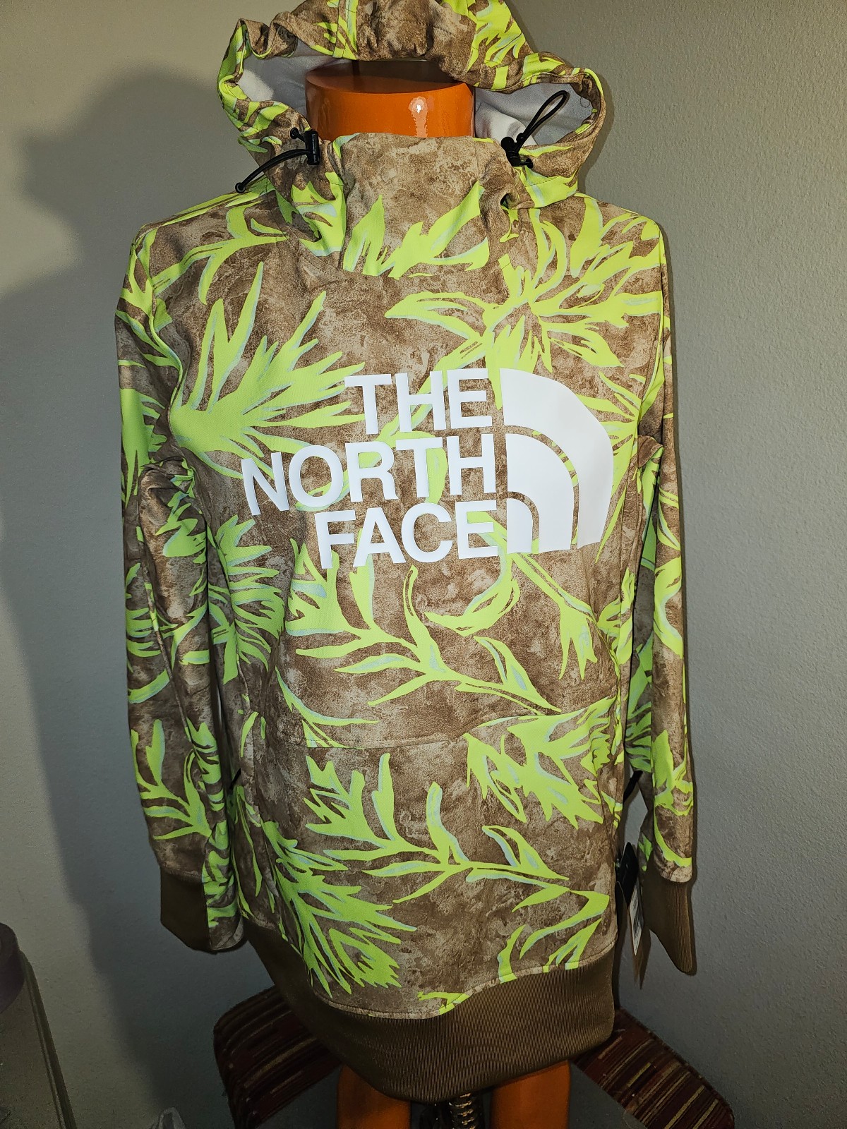 The North Face Tekno Ski Active Hoodie Pullover Paintbrush Womens Size M NWT