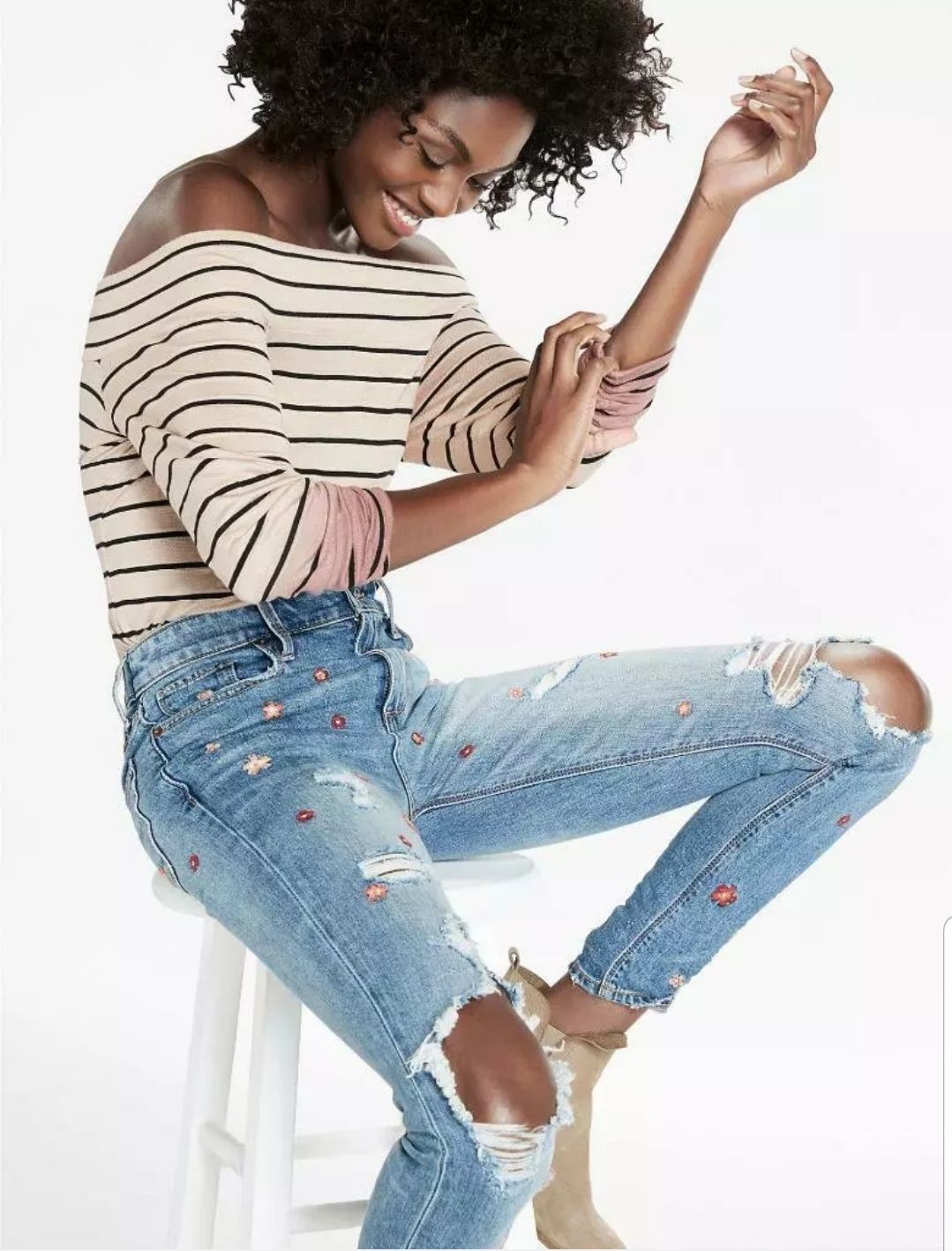 Rare Lucky Brand ripped distressed mom j