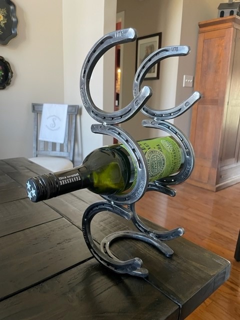 3 Bottle Horseshoe Wine Rack NEW