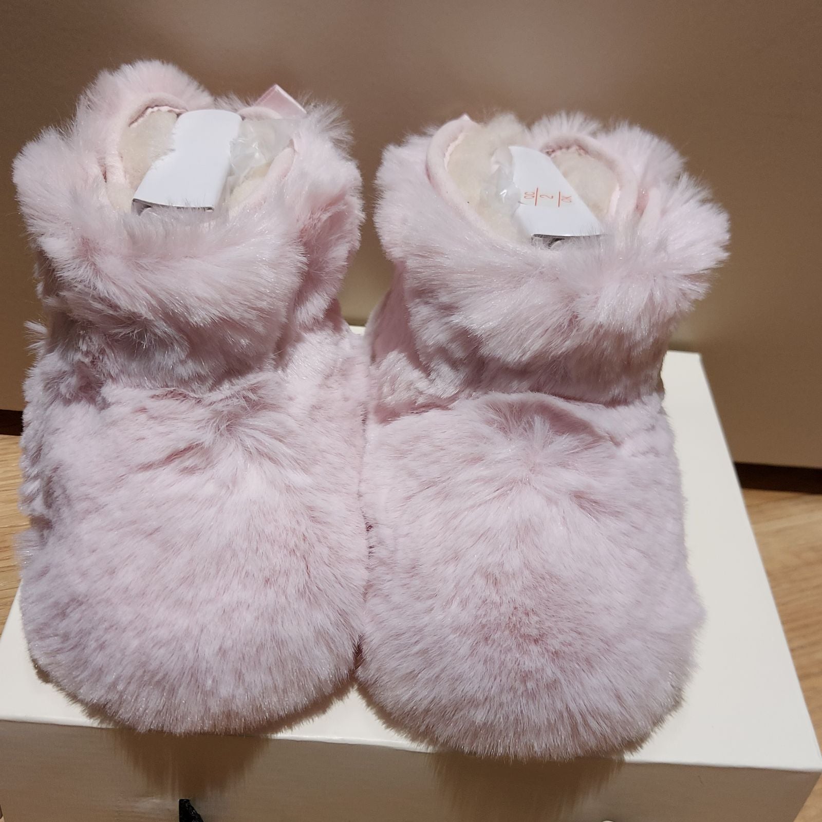 NEW UGG INFANT BOOTIES