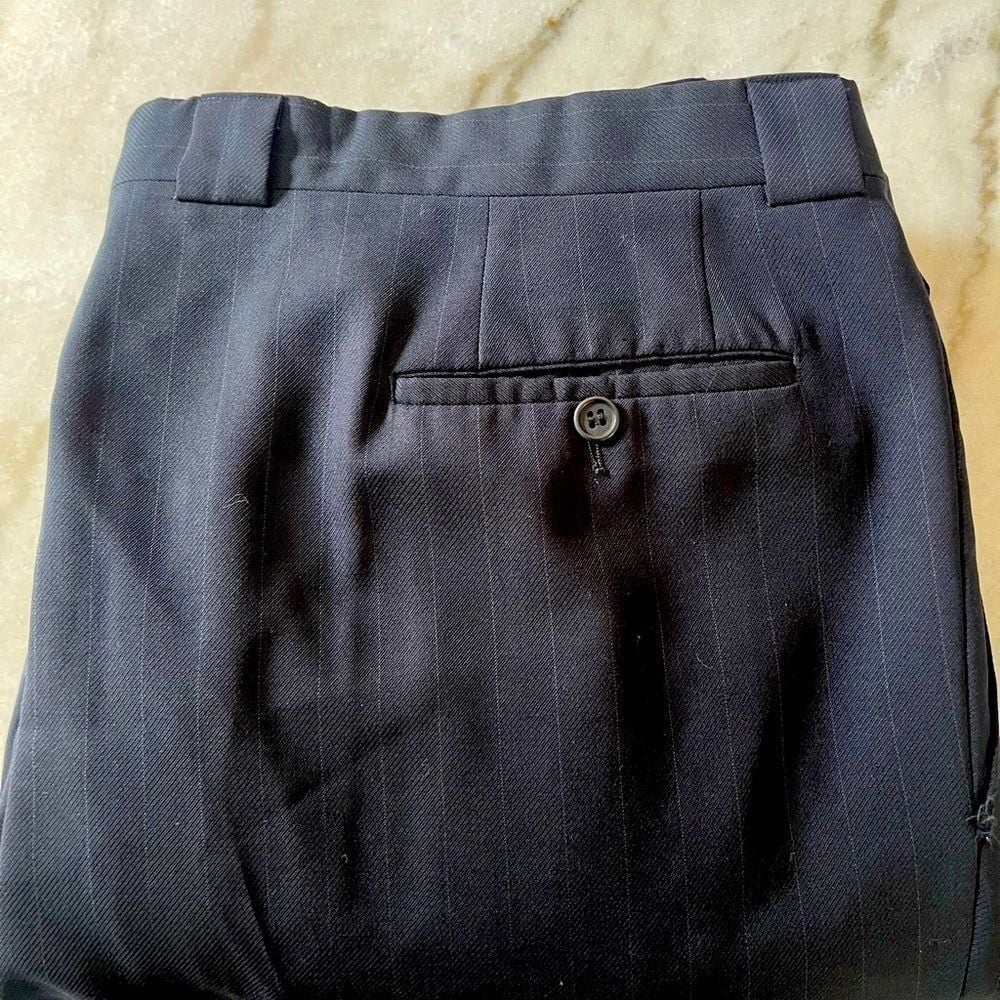 Giorgio Armani Dress Pants 40x30 Wool Pleated Pinstripe Charcoal Succession
