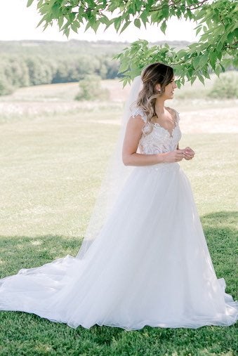 Wedding dress