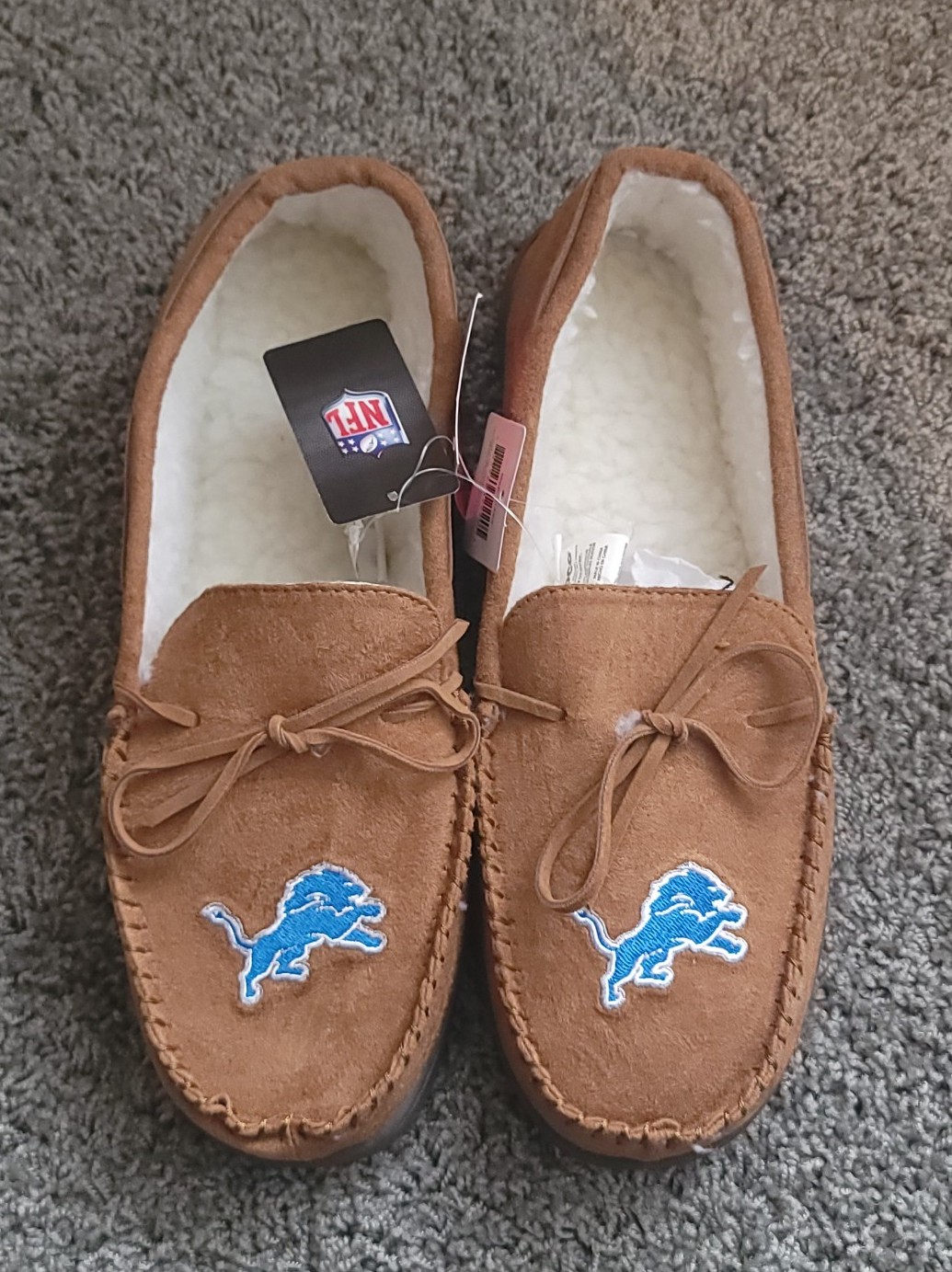 Detroit Lions Mens Slippers - Size Large (11-12)