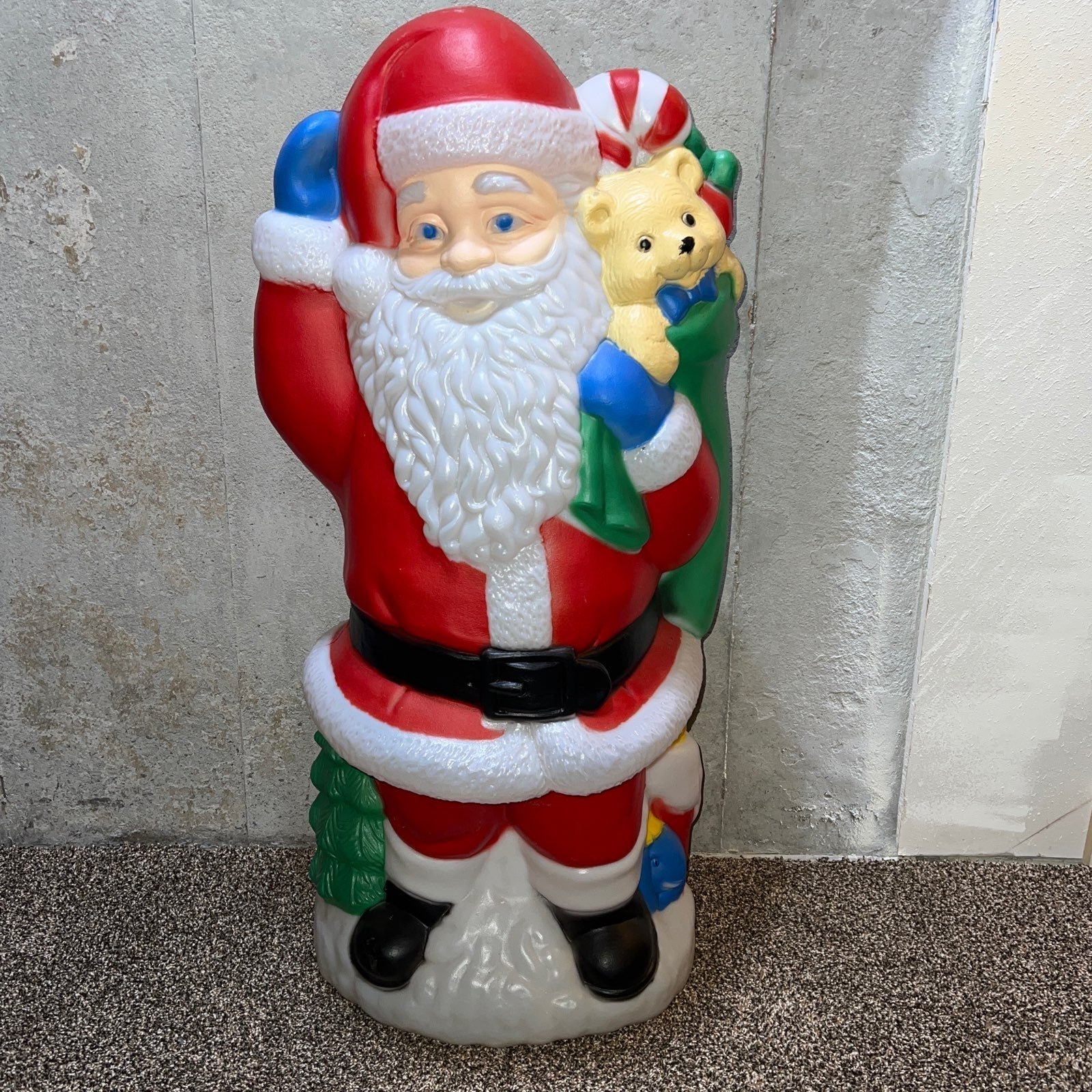 Large Vintage Christmas 40 Santa Blow Mold Lighted Yard Decoration