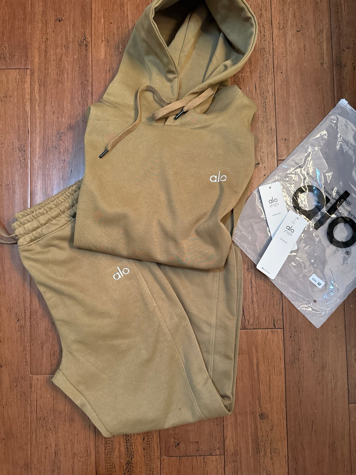 Alo sweatsuit SET