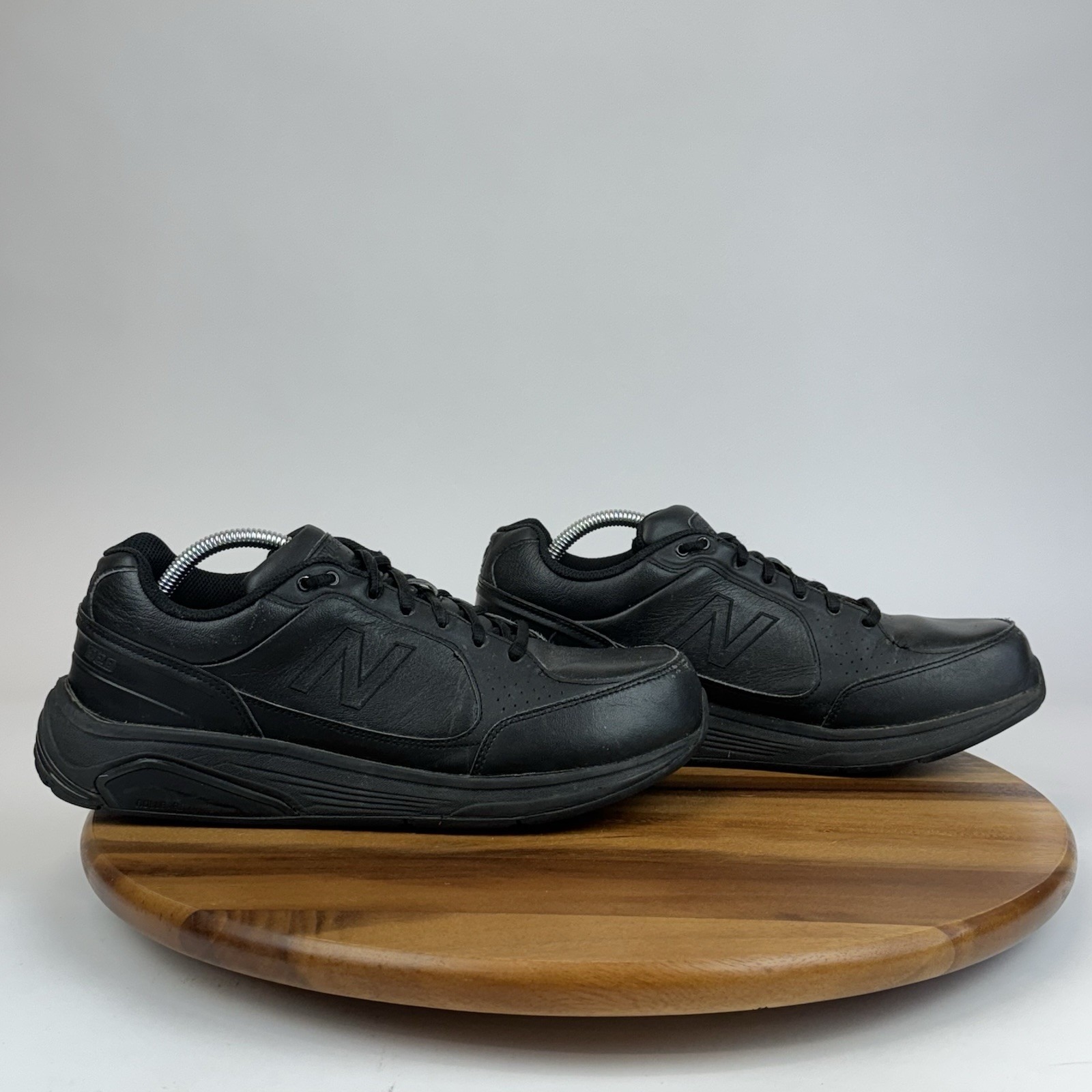 Mens New Balance 928v3 Black Leather Athletic Walking Sneakers Shoes Size 10 EE
