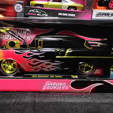 M2 MACHINES : 2024 1:24 scale Ground Pounders : 1957 CHEVROLET 150 SEDAN : CHASE