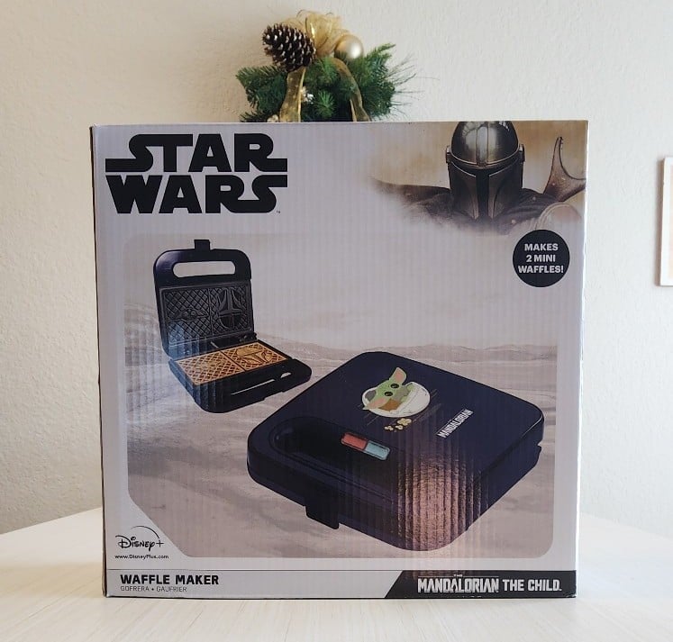 Mandalorian Waffle Maker - Bounty Hunter & Baby Yoda Waffles