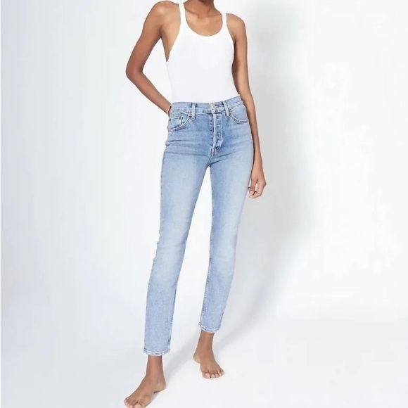Re/Done Jeans 90’s High Rise Crop Medium Wash NWT Size 28