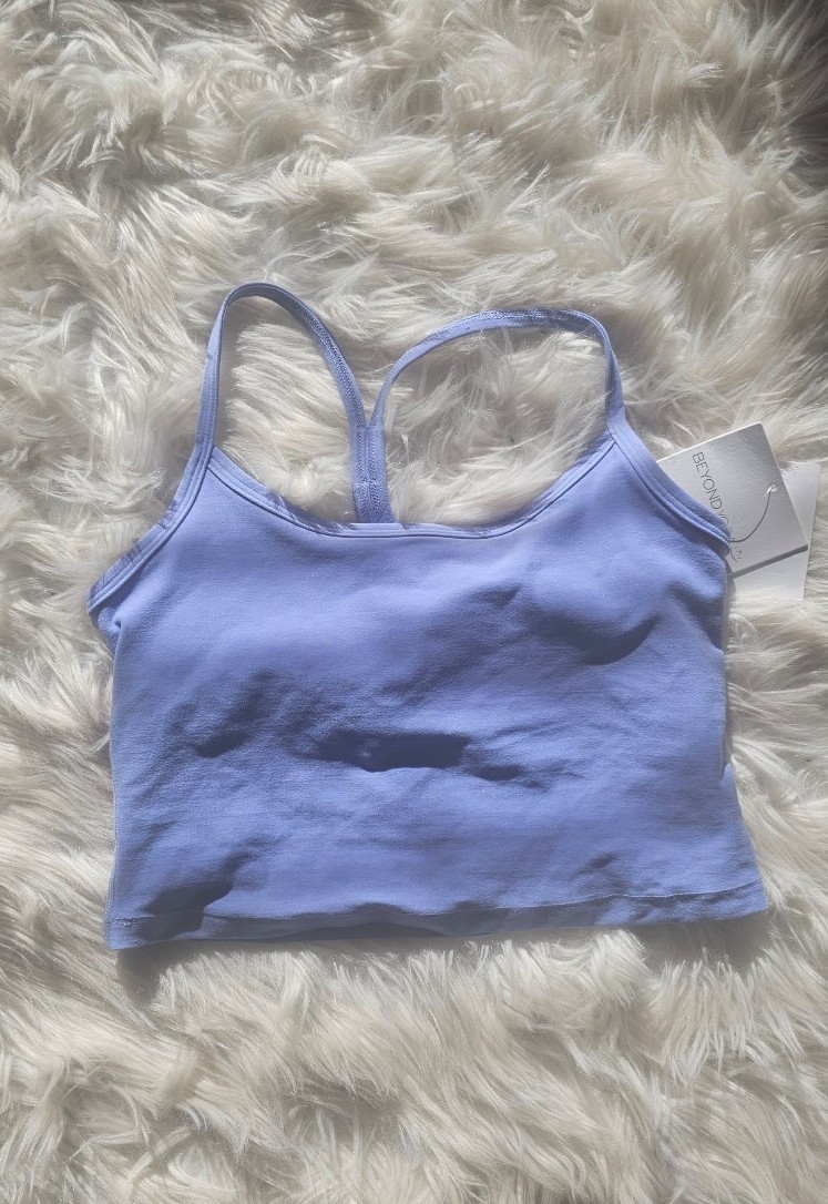 Beyond yoga tank size med