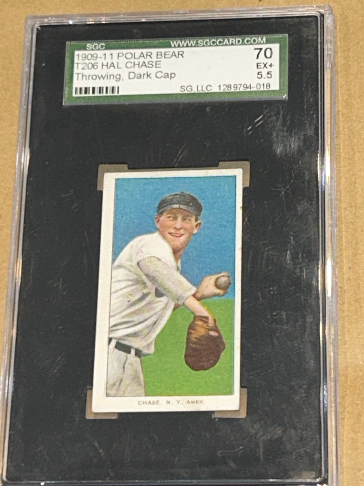 1909-11 Polar Bear T206 Hal Chase Throwing, Dark Cap SGC 5.5