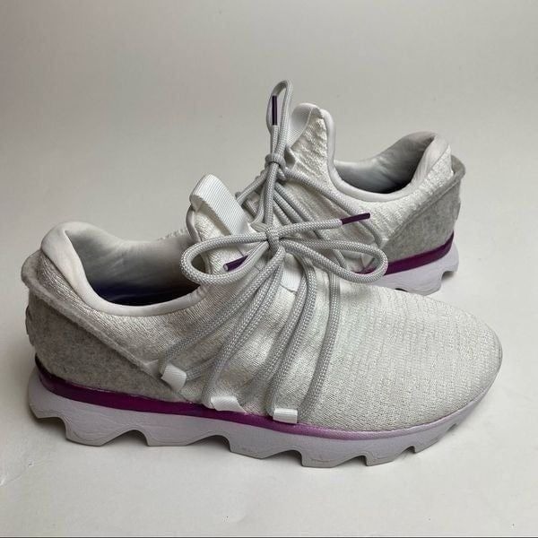 Sorel Kinetic Lace Sneaker White 8 EUC