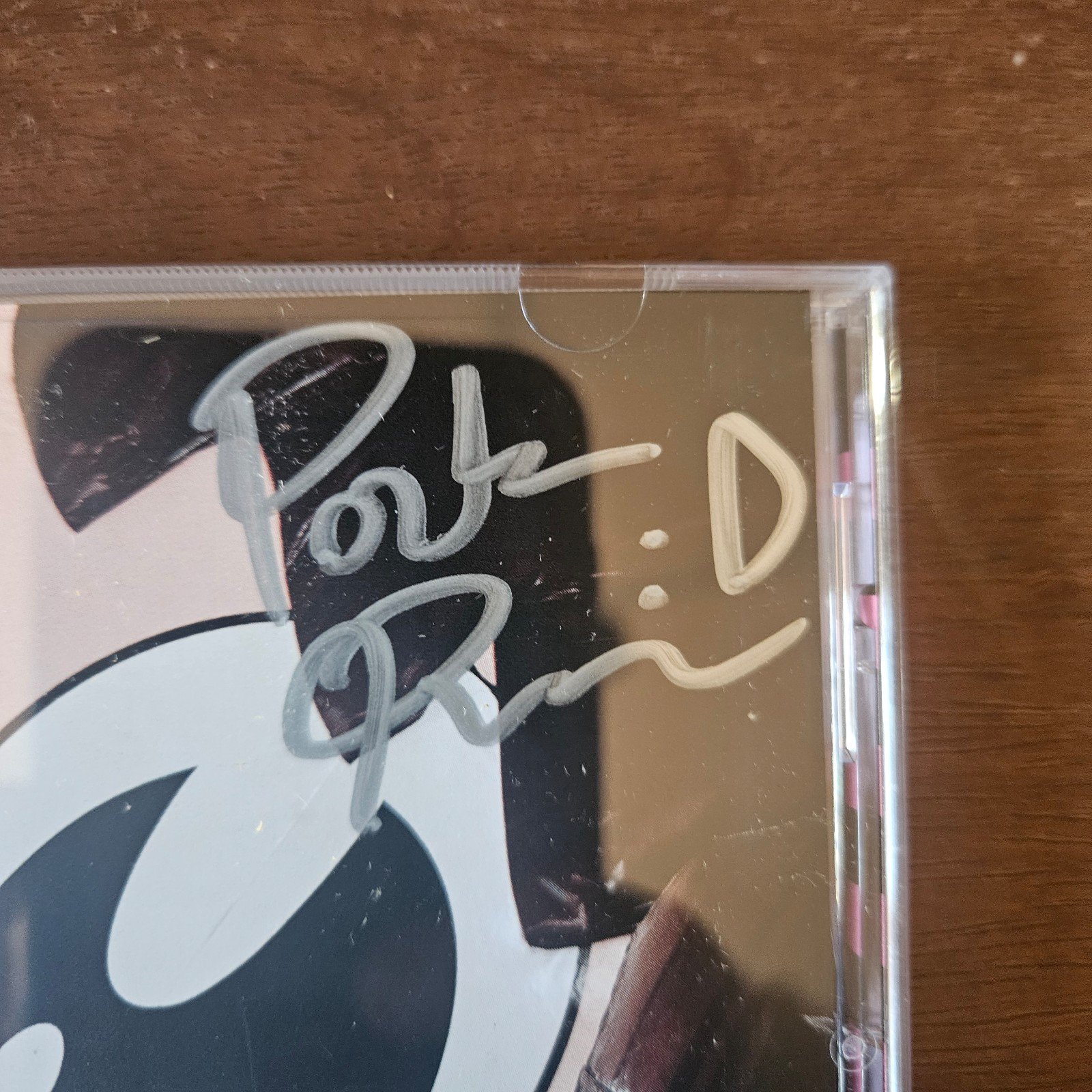 IN HAND! COVER SIGNED! PORTER ROBINSON SMILE! :D CD - detail