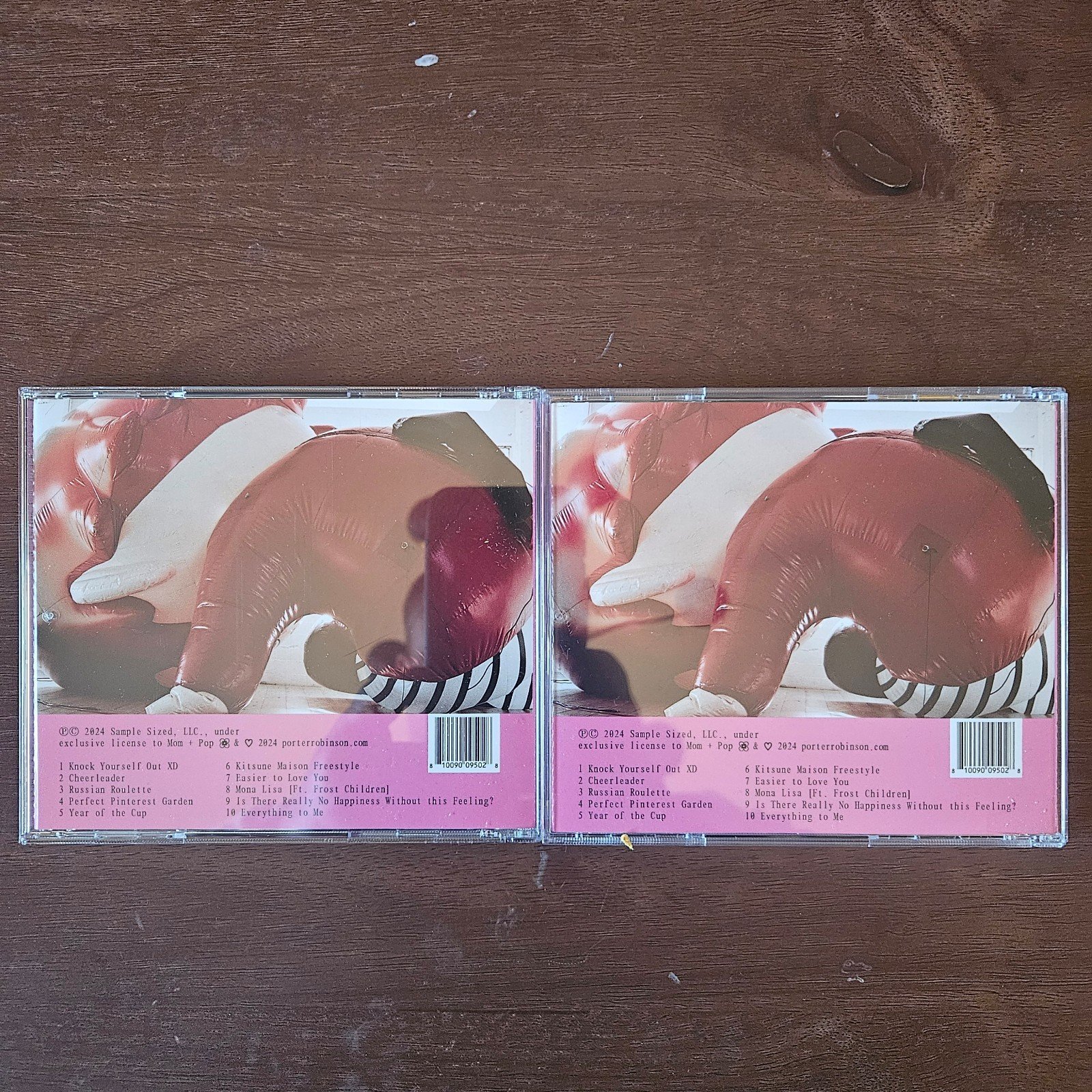 IN HAND! COVER SIGNED! PORTER ROBINSON SMILE! :D CD - detail