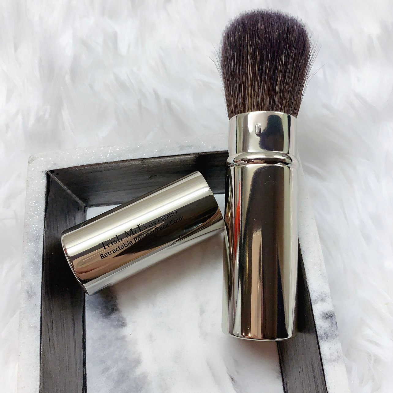 Trish mcevoy retractable powder brush
