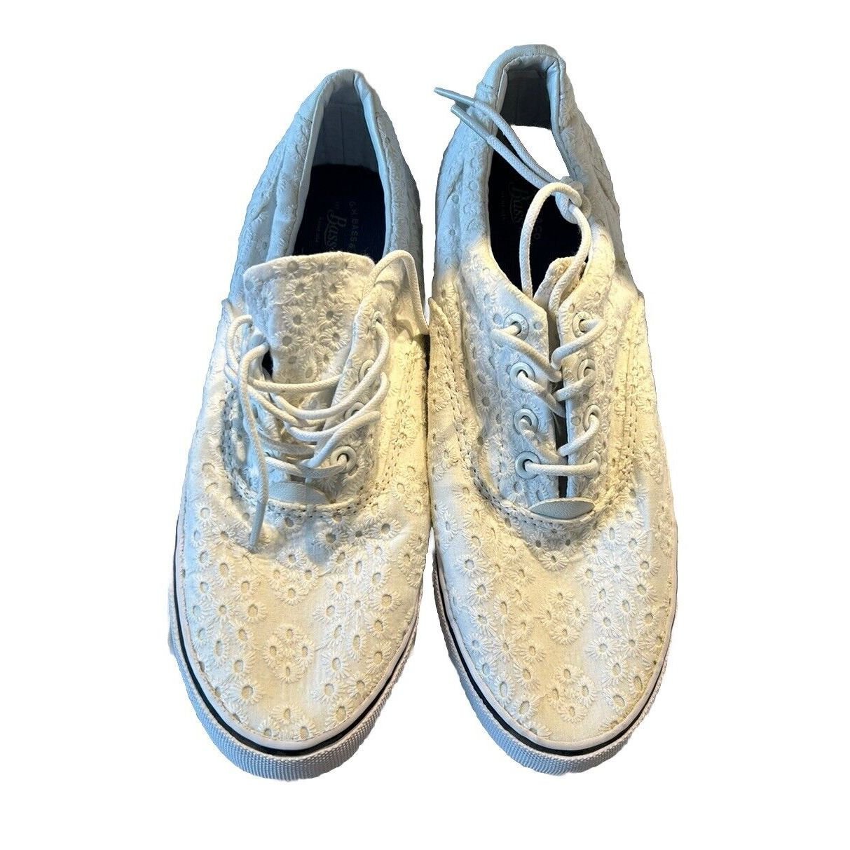 GH BASS CLASSIC COMPASS White Lace CANVAS SHOES Women LACE UP SNEAKER SIZE 9M