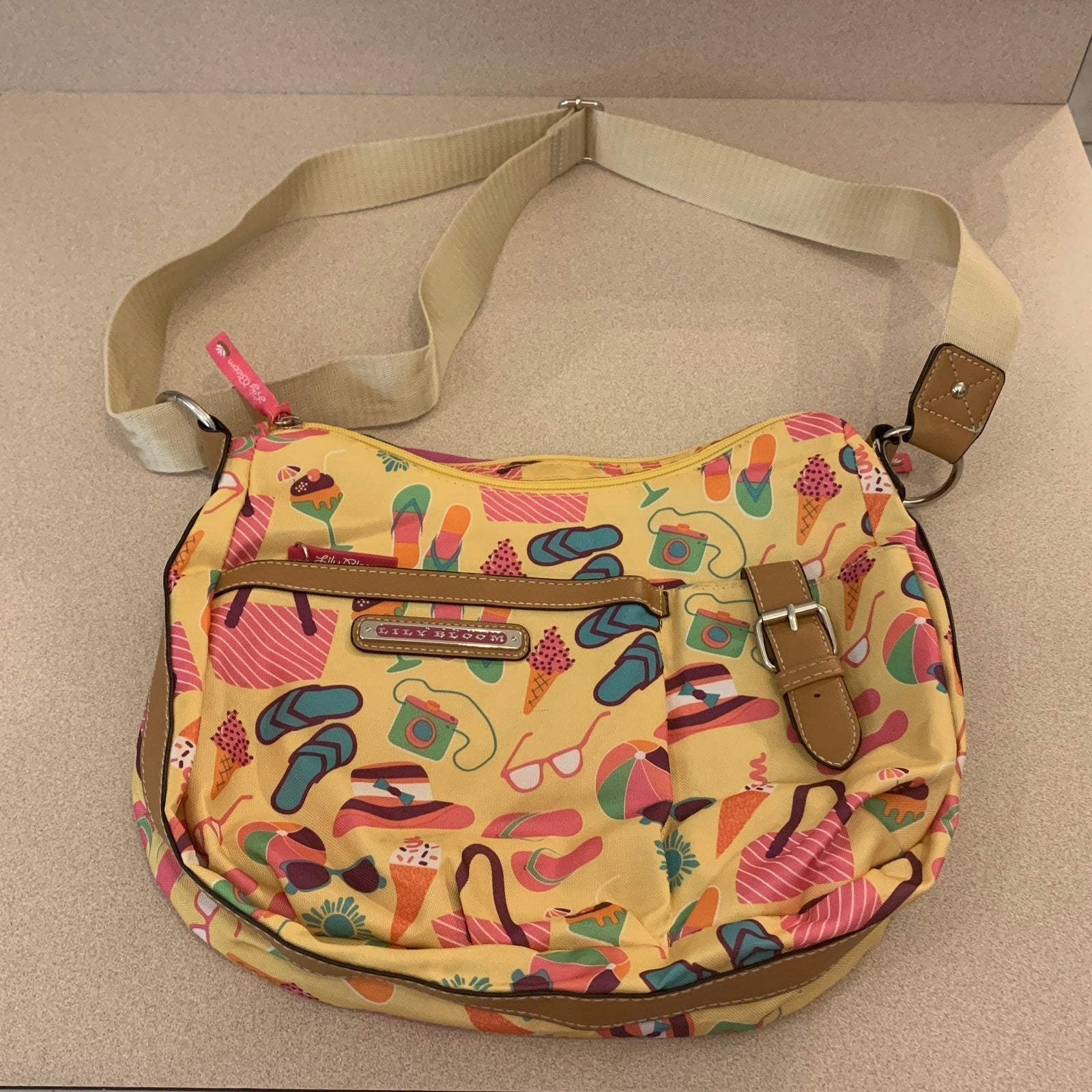 Neuf avec étiquettes Lily Bloom Kathryn Bandoulière Sac Bandoulière Hiboux Toujours vous aime New SHP Intl Neuf avec étiquettes Lily Bloom Kathryn Bandoulière Sac Bandoulière Hiboux Toujours vous aime New SHP Intl