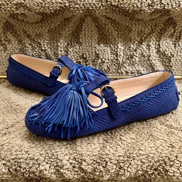 NWOB Tod's Gommino Fringed Suede Driving Loafers in Royal Blue Size 39.5 or 9.5