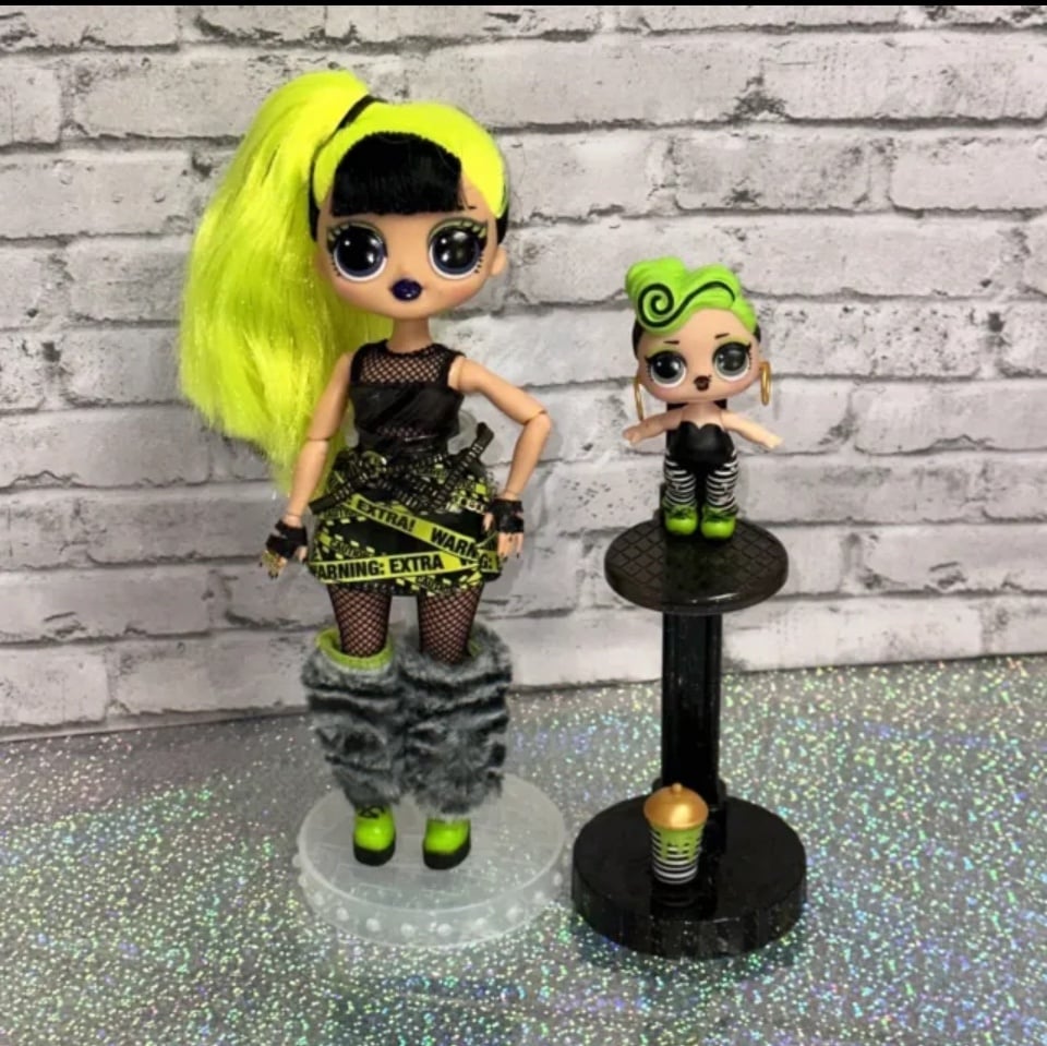 L.O.L. Surprise! LOL Surprise OMG Bhad Gurl Fashion Dolls Big Lil Sis Bottle