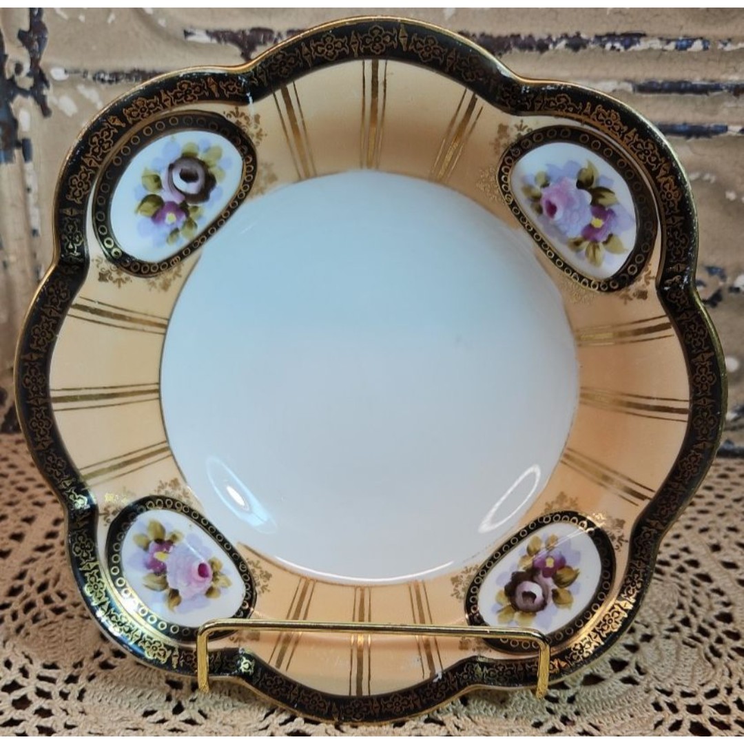 Stunning Hand Painted Noritake Morimura Bros. Bowl Gold Trimmed Scalloped Edge