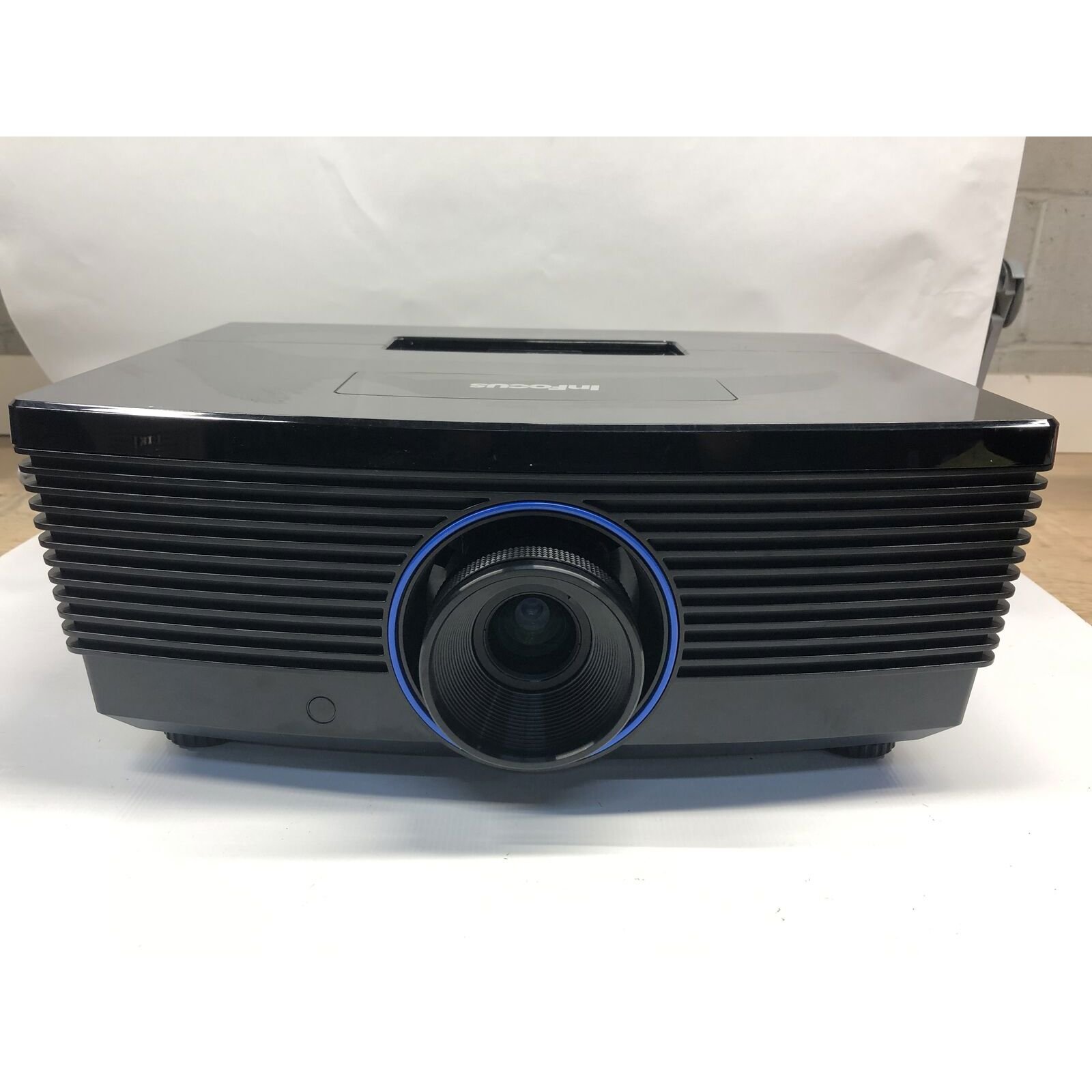 INFOCUS IN5312 Projector Below 1000hrs