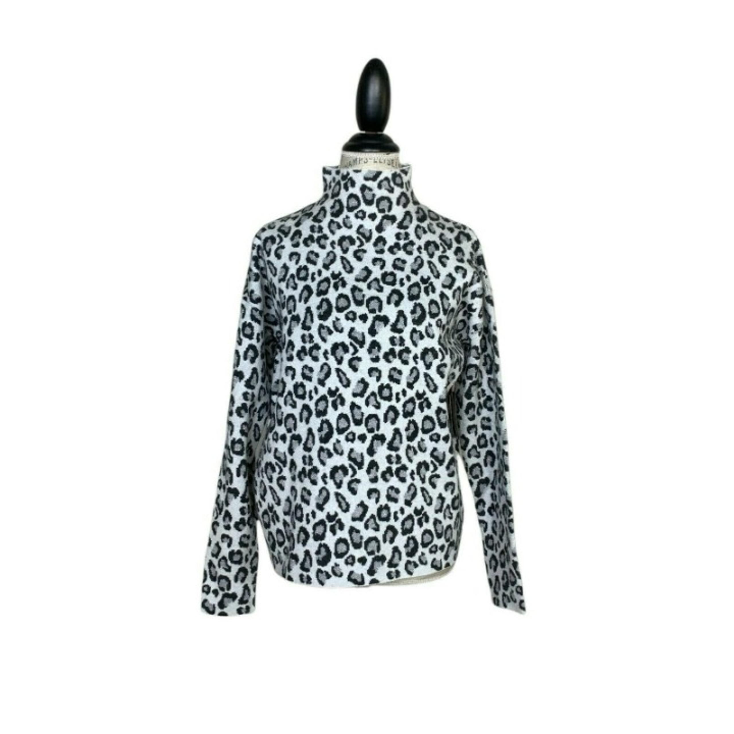 Cynthia Rowley Snow Leopard Mock Neck Sweater M NWT