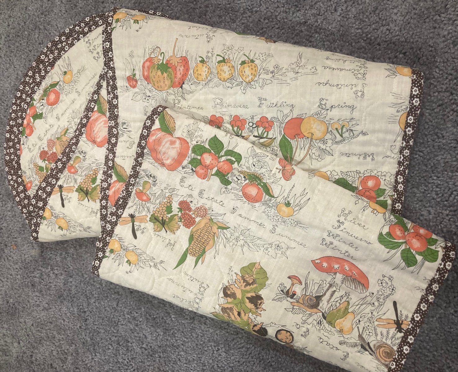 Vintage Mushrooms Table Runner