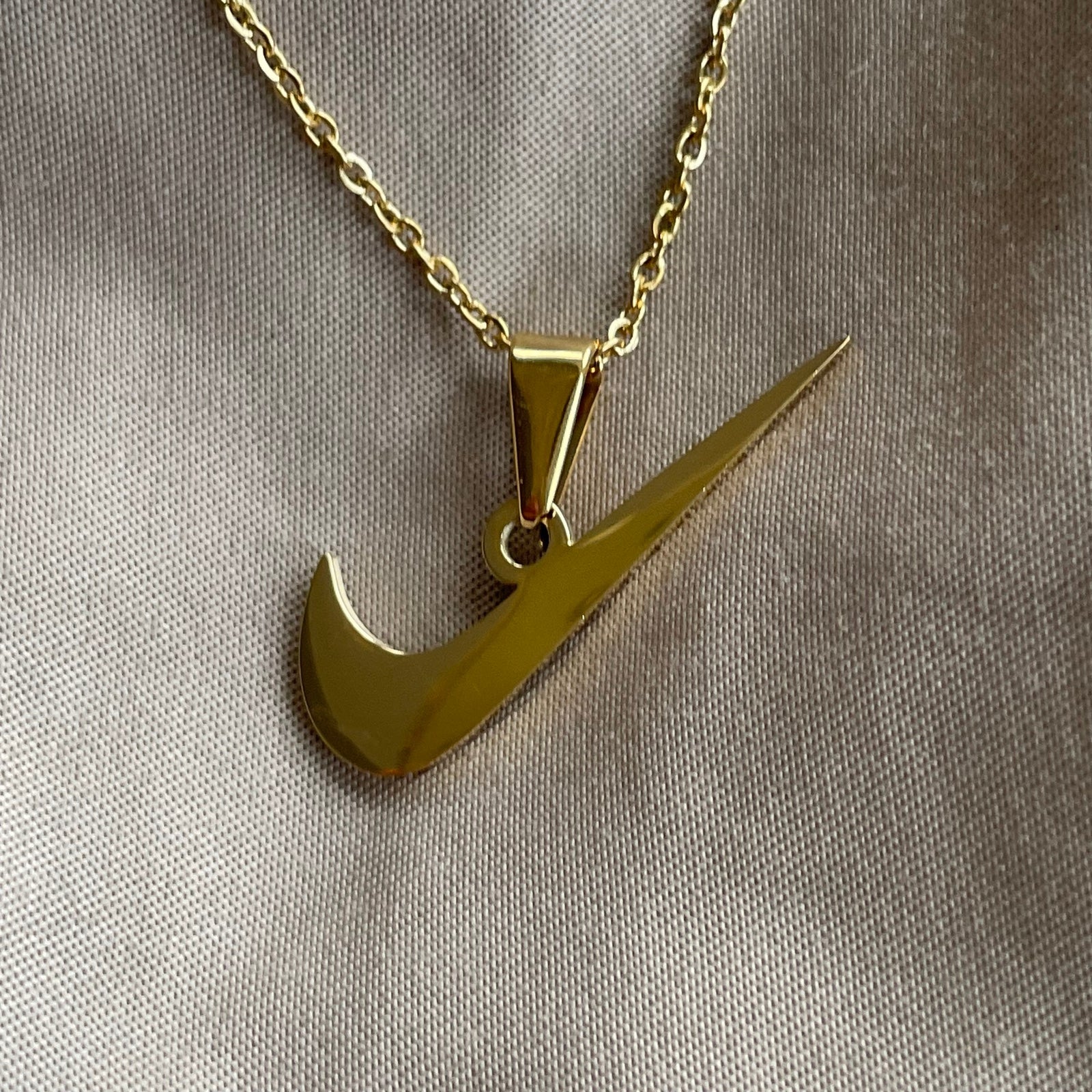 Necklace nike best sale