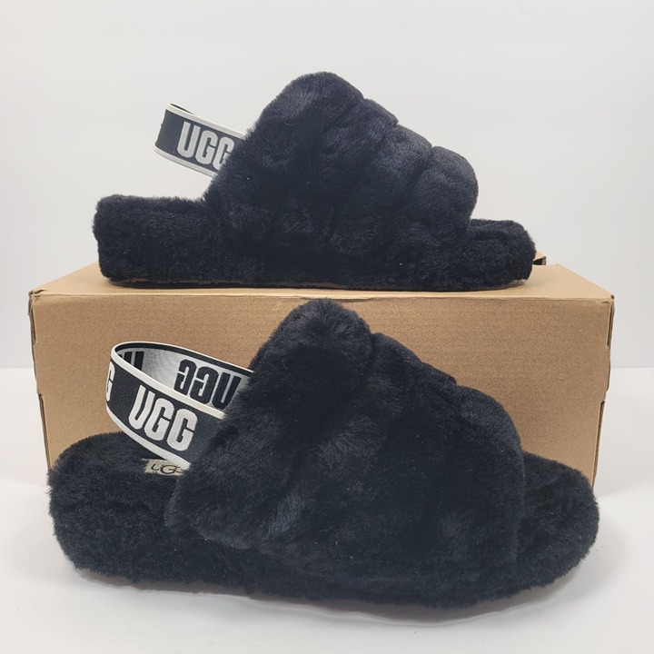 Ugg Fluff Yeah Slide Women's Black Slippers Sandals 1095119 US Size 8 NWB