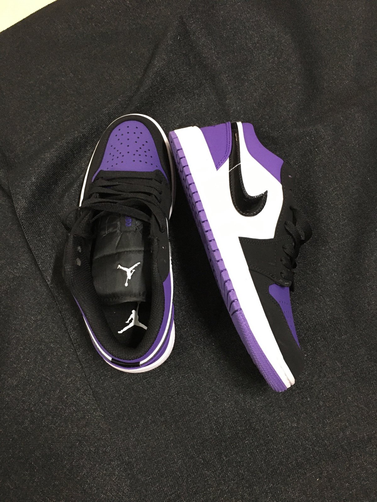 Air Jordan 1 low court purple size 8