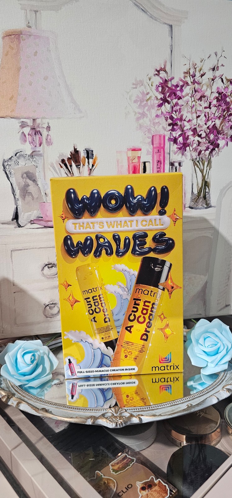 Matrix a curl can dream wave holiday kit