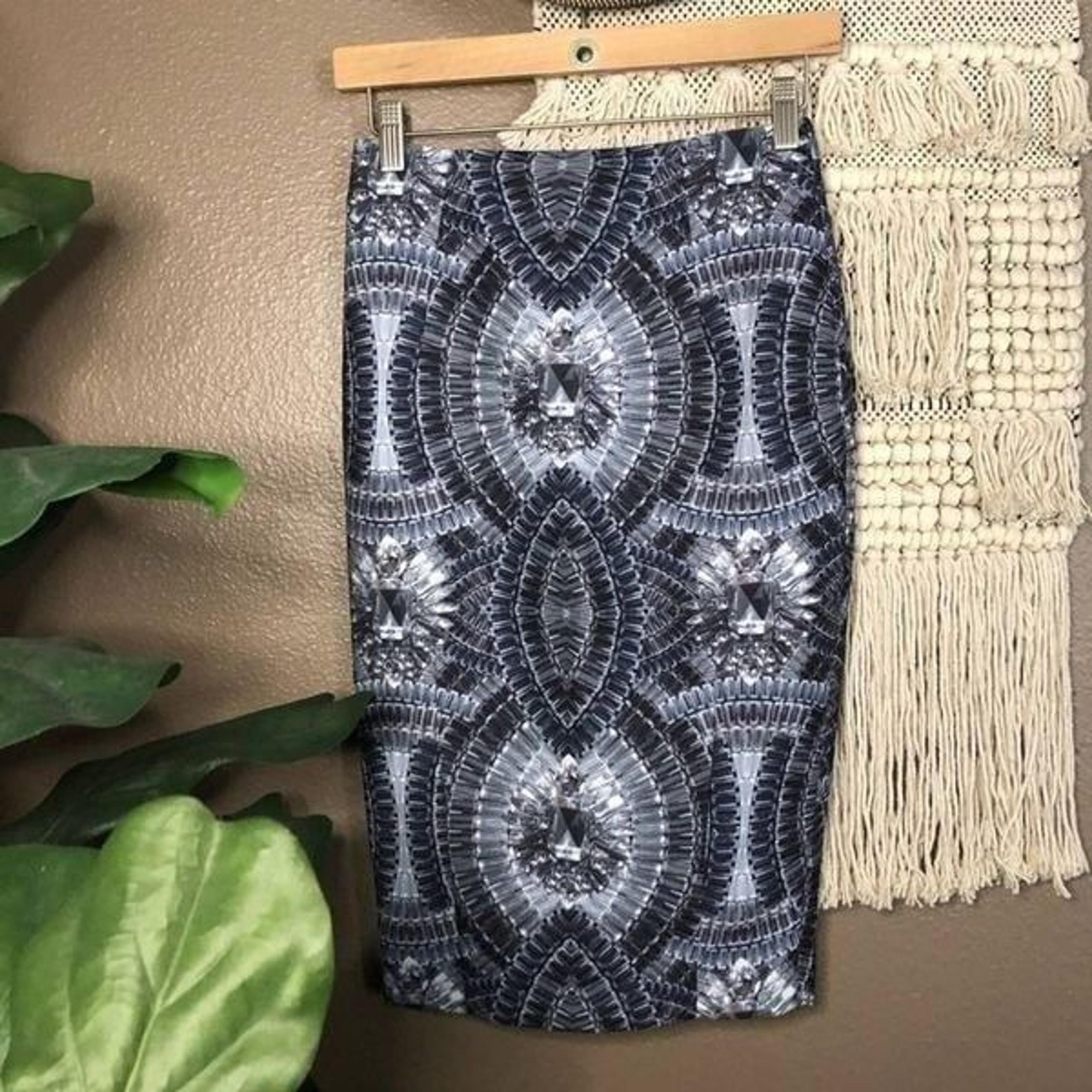 H&M Diamond Print Pencil Skirt