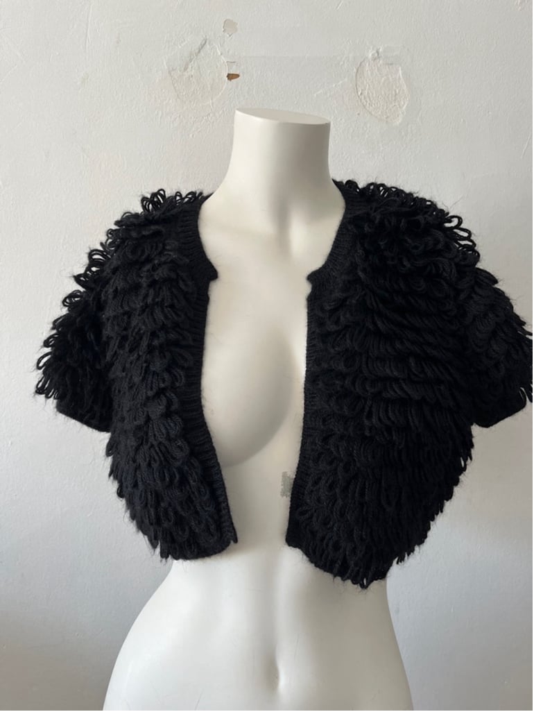 Y2K BCBGMAXAZRIA fuzzy cropped teddy bear short sleeve black Cardigan shrug S