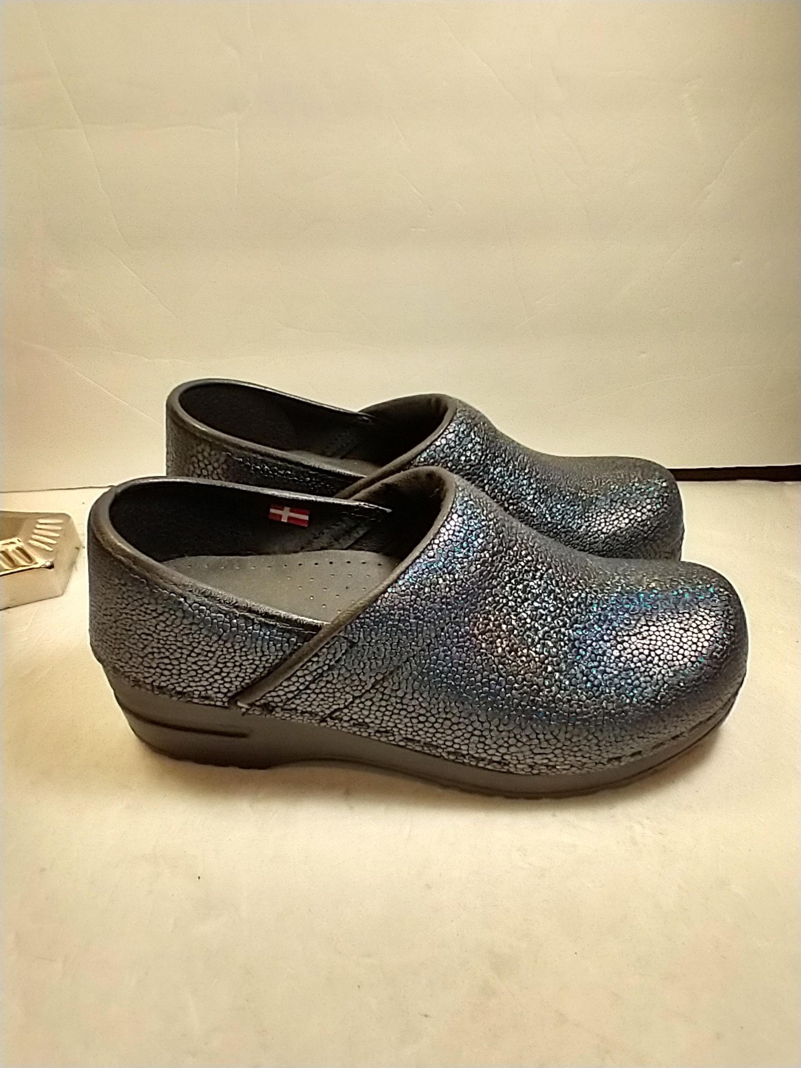 Sanita Blue Pebbled Leather Clogs Shoes Women's sz 6(37).