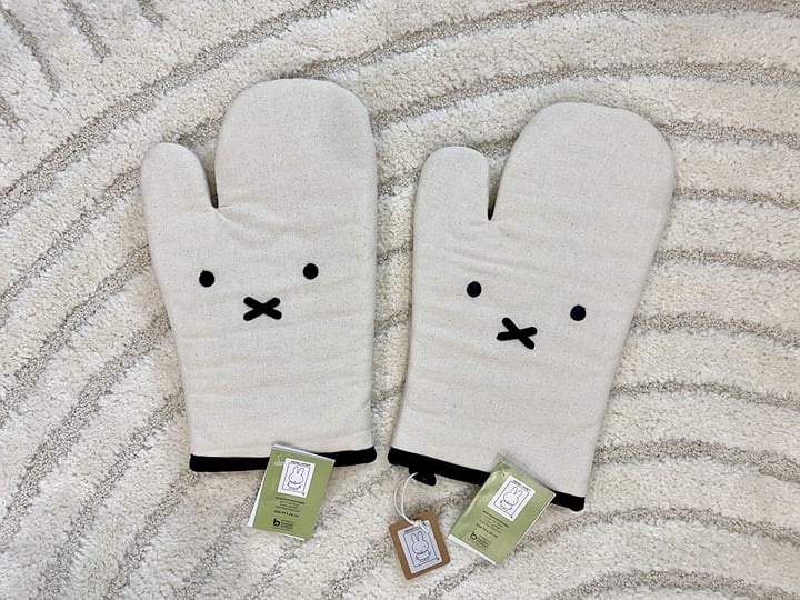 Miffy Oven Mitten/ Potholder